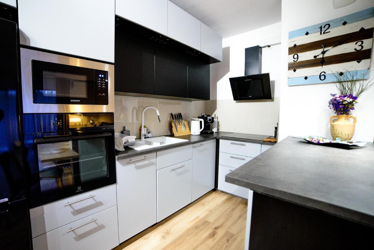 Apartamenty Via Marina Wroclaw Bagian luar foto